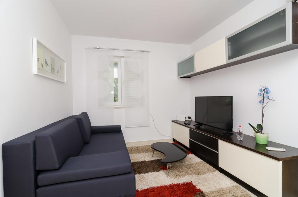 Apartments Carmelitta Dubrovnik Bagian luar foto