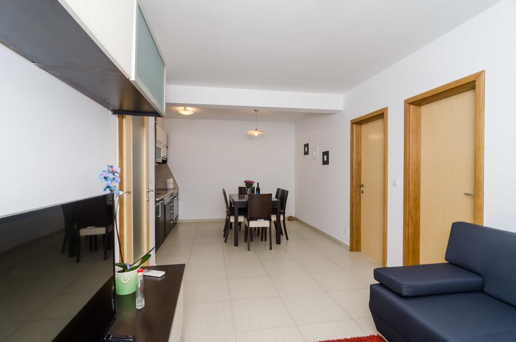 Apartments Carmelitta Dubrovnik Bagian luar foto